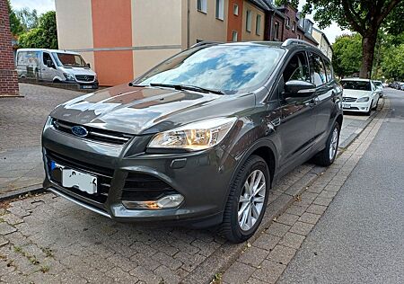 Ford Kuga 1,5 EcoBoost Titanium,Allwetter,HU:10/26