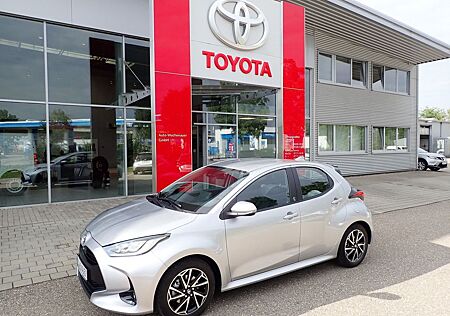 Toyota Yaris Hybrid Team Deutschland, Sitzhzg.