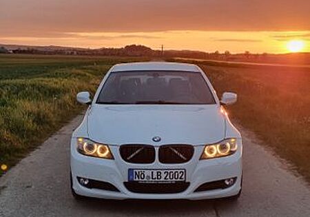 BMW 325i E90 - xDrive