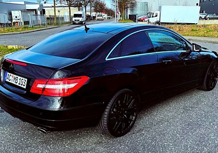Mercedes-Benz E 350 Coupé BlueEFFICIENCY AVANTGARDE ...
