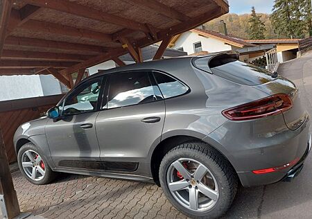 Porsche Macan Turbo