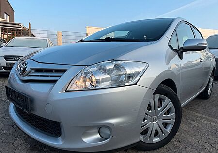 Toyota Auris 1,4-l-D-4D Klimaautomatik,6-Gang,PDC