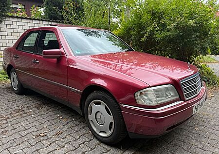Mercedes-Benz C 180 C180 W202 ELEGANCE *Oldtimer