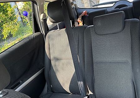 Toyota Corolla Verso gebraucht kaufen Toyota Corolla Verso 2.2-l-D-CAT Executive Executive