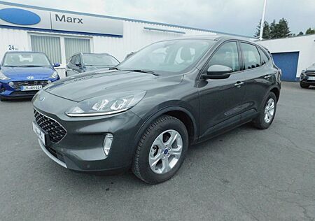 Ford Kuga Hybrid Cool & Connect AWD