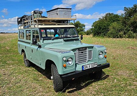 Land Rover Serie III Santana 109