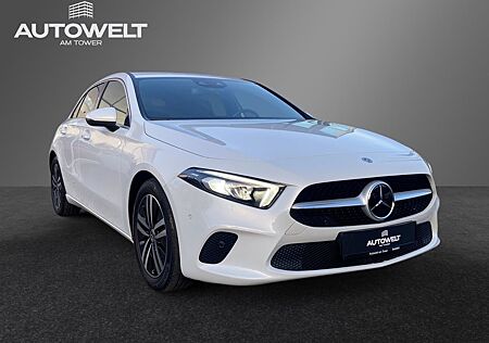 Mercedes-Benz A 220 d Progressive NAV ACC KAM LED