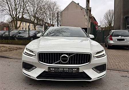Volvo V60 Inscription Expression Recharge Plug-I AWD