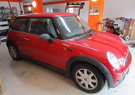 Mini ONE - gepflegt, Durchsicht, neue Reifen, TÜV