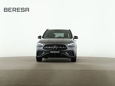 Mercedes-Benz GLA 200 AMG Night MBUX Pano 360 LED Navi Sitzhz