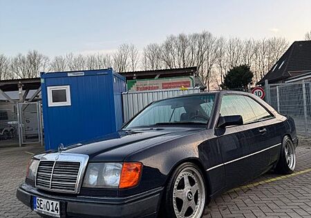 Mercedes-Benz 230 W124 / C124 CE Leder Klima Schiebedach