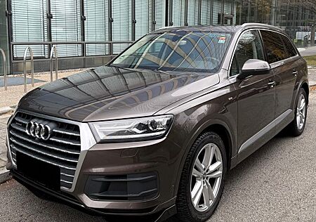 Audi Q7 3.0 TDI quattro Sline*Bose*Pano*Memory*AHK*