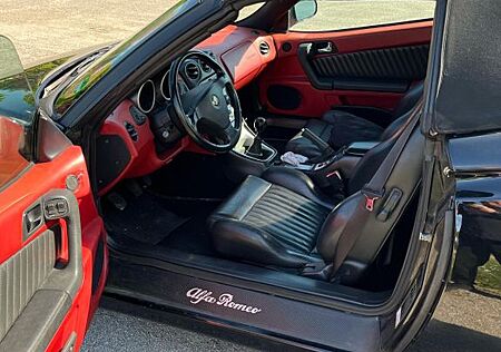 Alfa Romeo Spider 3.0 V6 -