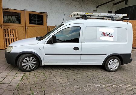 Opel Campo