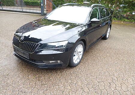 Skoda Superb Combi Style 4x4 135 tkm