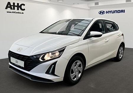 Hyundai i20 1.2 5-MT Select Navi SpurH KAM PDC