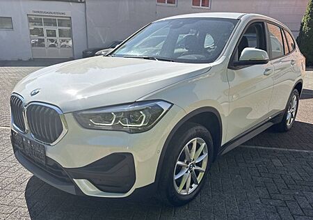 BMW X1 sDrive 18i Business-Paket AHZV LED Kamera
