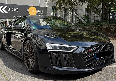 Audi R8 Coupé V10 Sonderedition (1 of 999)