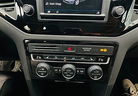 VW Golf Sportsvan Volkswagen 1.4 TSI DSG Highline Highline