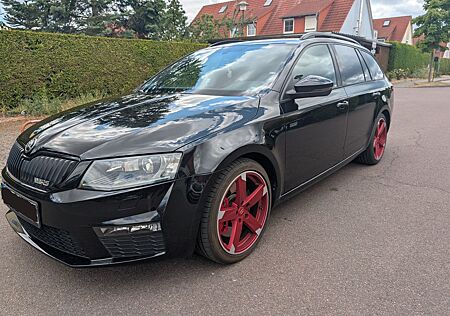 Skoda Octavia 2.0 TSI DSG RS Combi