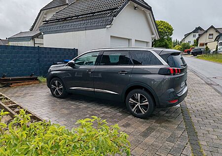 Peugeot 5008 Allure 1.2 PureTech 130 - Navi + 360° Cam