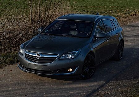 Opel Insignia 2.0 CDTI 170PS Pano/Zahnriemen neu