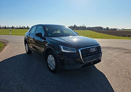 Audi Q2 35 TFSI S tronic 1.HD LED HU 04/27