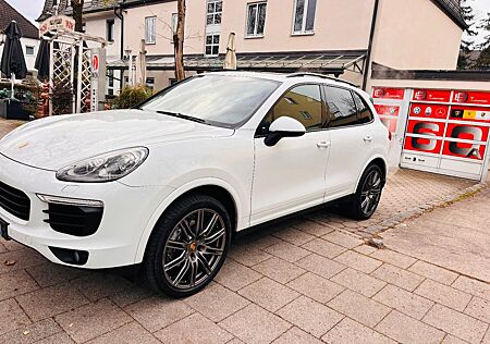 Porsche Cayenne Diesel Platinum Edition NEU MOTOR