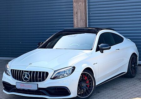 Mercedes-Benz C 63 AMG C 63S AMG/DriveP/Pano/PerfSitz+AGA/MultiB/BURMES