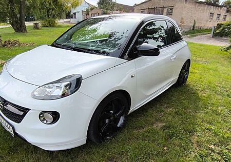 Opel Adam White Link 1.4 74kW White Link