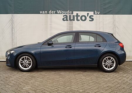 Mercedes-Benz A 160 160d Business -NAVI-ECC-
