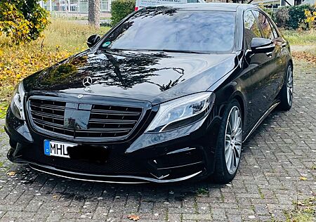 Mercedes-Benz S 500 -