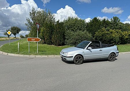 VW Golf Volkswagen Cabrio mit Klima & elektrischem Verdeck