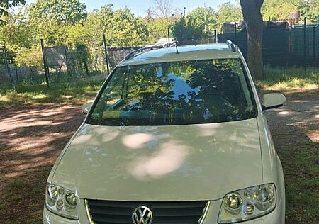 VW Touran Volkswagen 2.0 TDI
