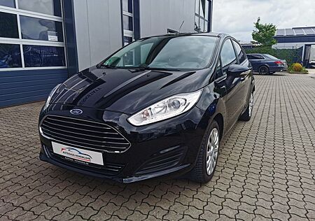 Ford Fiesta Trend KLIMA NAVI BT USB TÜV NEU