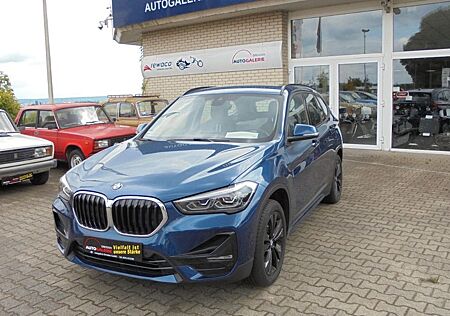 BMW X1 Baureihe sDrive 18 i Sport Line, Navi,WKR,