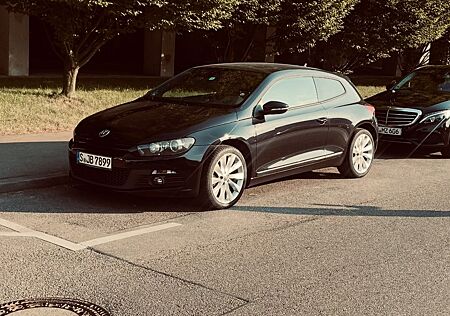 VW Scirocco Volkswagen 2.0 TDI 125kW -
