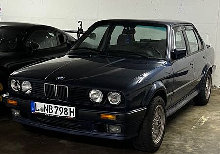 BMW 325 E30 ix