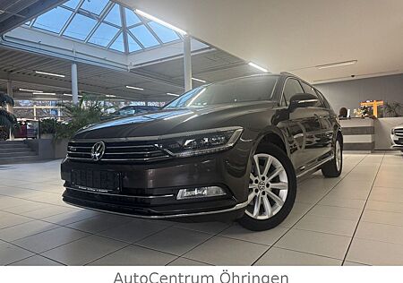 VW Passat Variant Volkswagen Highline 4M Leder LED Virtual AHK