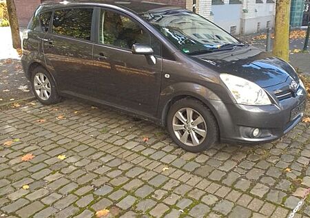 Toyota Corolla Verso gebraucht kaufen Toyota Corolla Verso 1.8-l-VVT-i 7 Sitzer