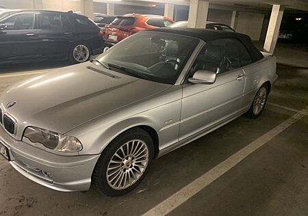 BMW 330Ci -