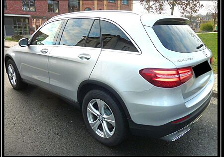 Mercedes-Benz GLC 250 *Exclusive *Navigation *PDC *Euro6 *AHK