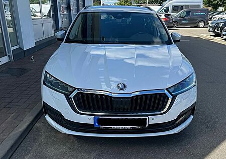 Skoda Octavia 2.0 TDI DSG STYLE COMBI Clever