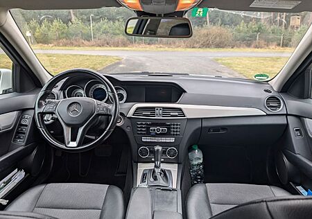 Mercedes-Benz C 220 CDI T AVANTGARDE ILS