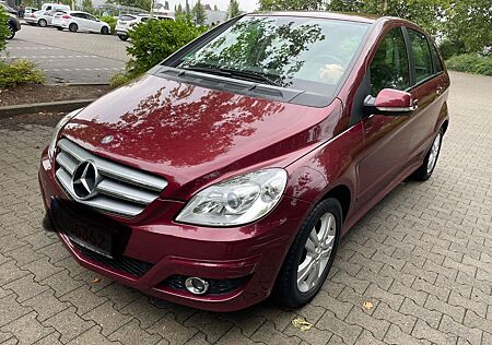 Mercedes-Benz B 200 B -Klasse,Sitzheizung,Automatik,TÜV/AU Neu
