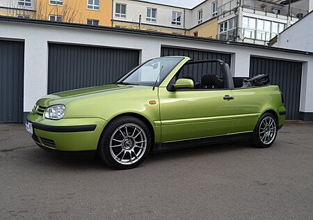 VW Golf Volkswagen Cabrio 2.0i 3.Hand Scheckheft gepflegt