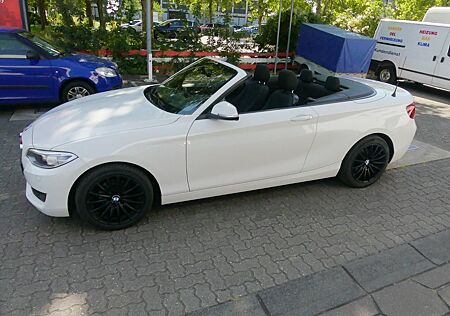 BMW 218 Cabrio d Advantage Automatik Sport/Leder M-T