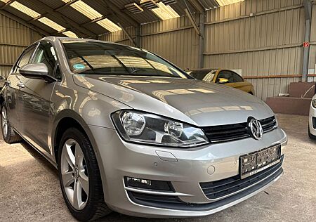VW Golf Volkswagen VII Lim. Comfortline BMT