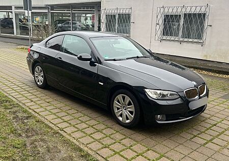 BMW 320i Coupé -