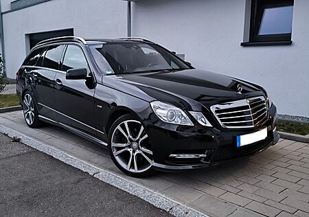 Mercedes-Benz E 350 4MATIC T AMG BlueEFFICIENCY AVANTGARDE